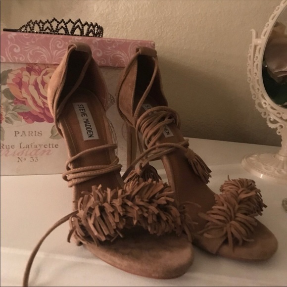 Steve Madden Tan Heels - Picture 1 of 4